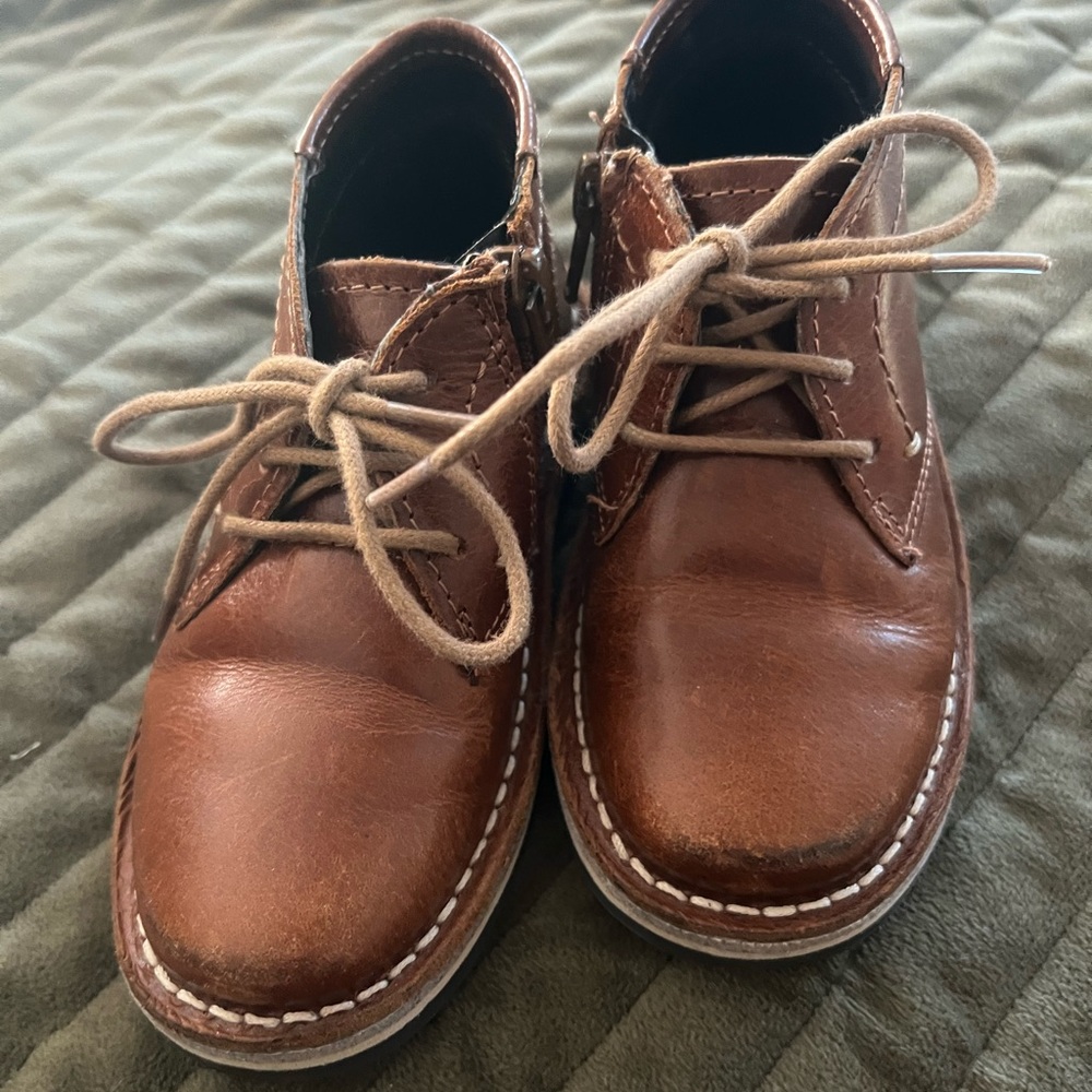 Steve Madden size 9 toddler boys shoes